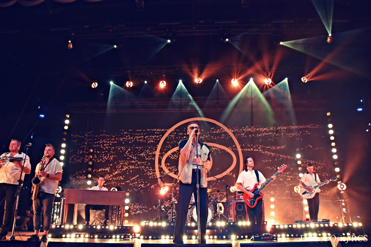 Galeria: ONE NIGHT FESTIVAL, zdjęcie 20 z 33