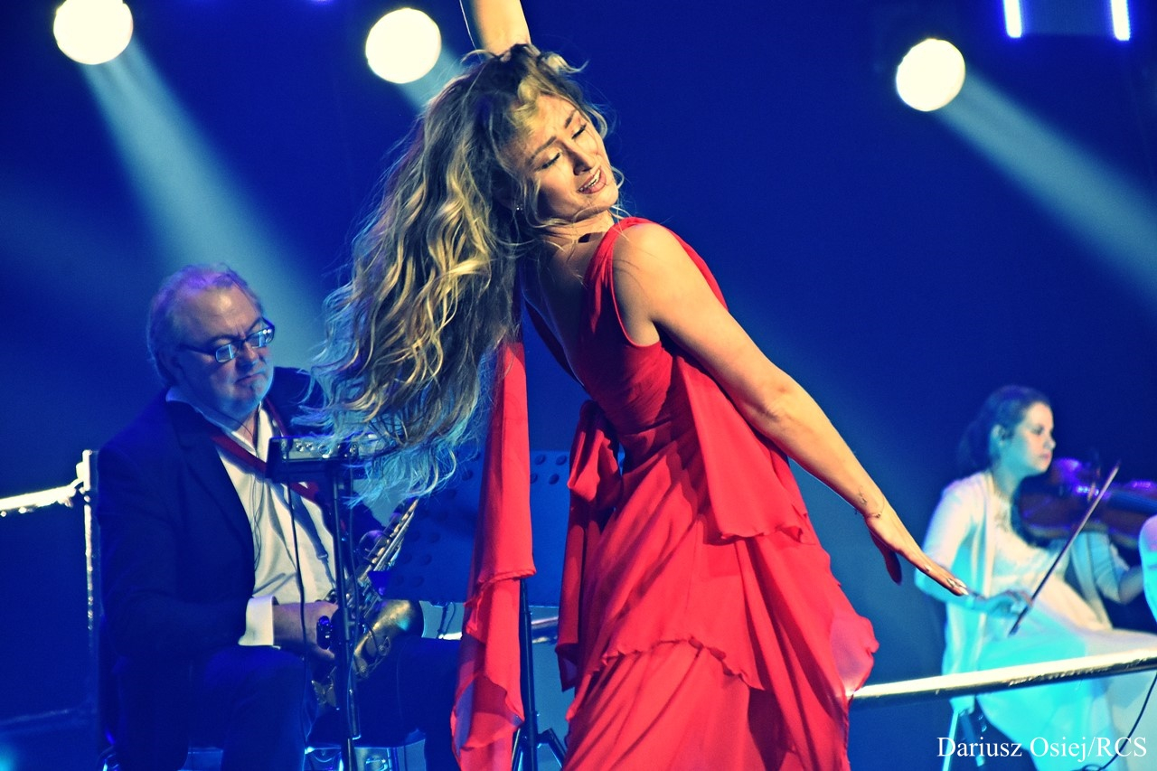 Galeria: Christmas Time Concert, zdjęcie 21 z 34