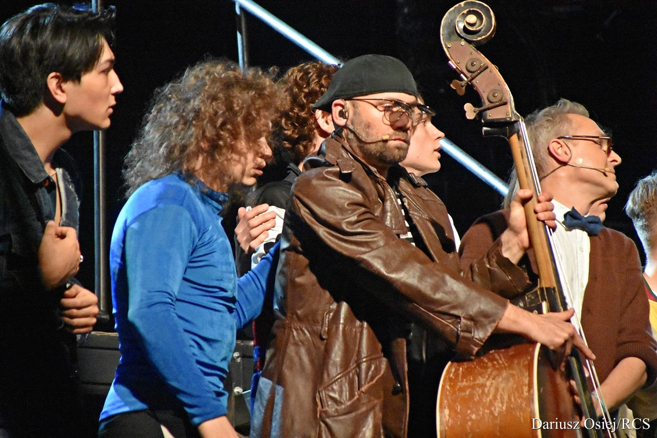 Galeria: Musical "Metro 30 lat", zdjęcie 17 z 22