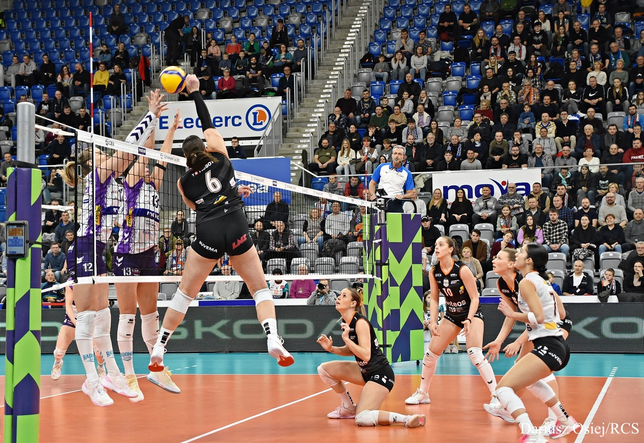 Galeria: MOYA Radomka Radom-Viteos Neuchatel UC, zdjęcie 8 z 15