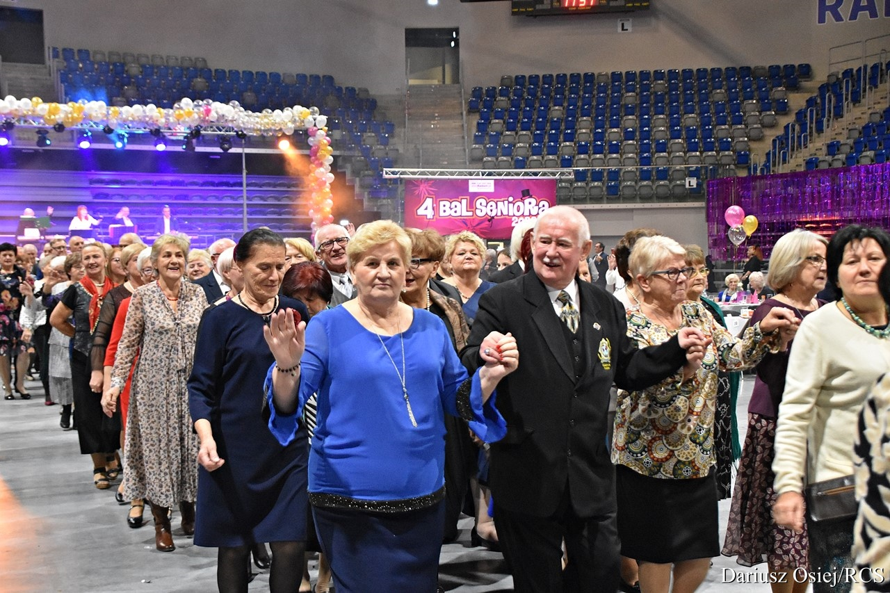Galeria: IV Radomski Bal Seniora 2022, zdjęcie 6 z 19