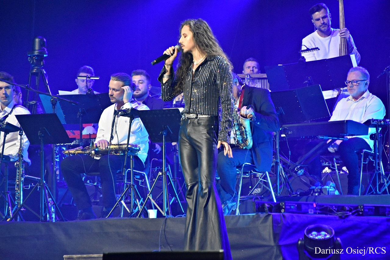 Galeria: Christmas Time Concert, zdjęcie 14 z 34
