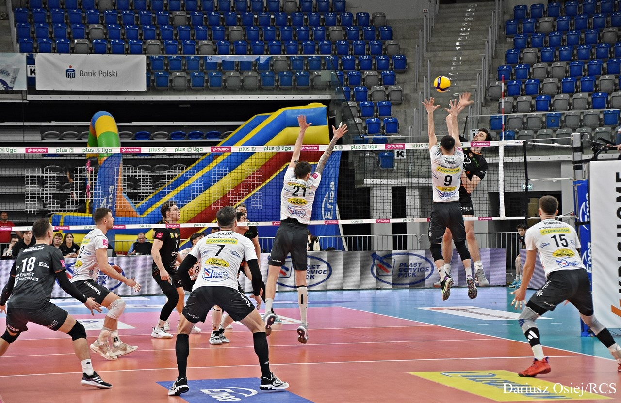Galeria: PlusLiga: Czarni Radom-Cuprum Lubin, zdjęcie 7 z 15