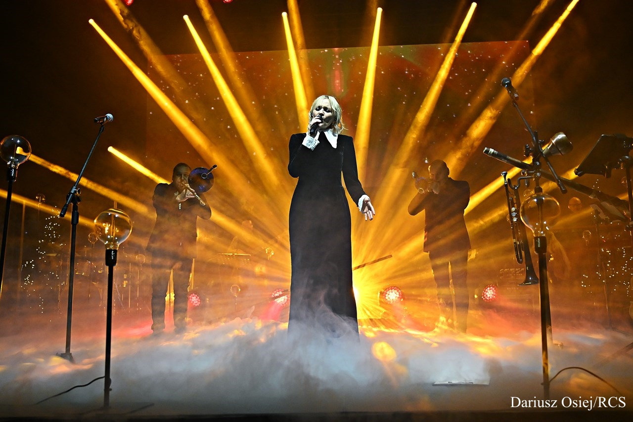 Galeria: Golec uOrkiestra - Koncert kolęd i pastorałek'24, zdjęcie 9 z 16