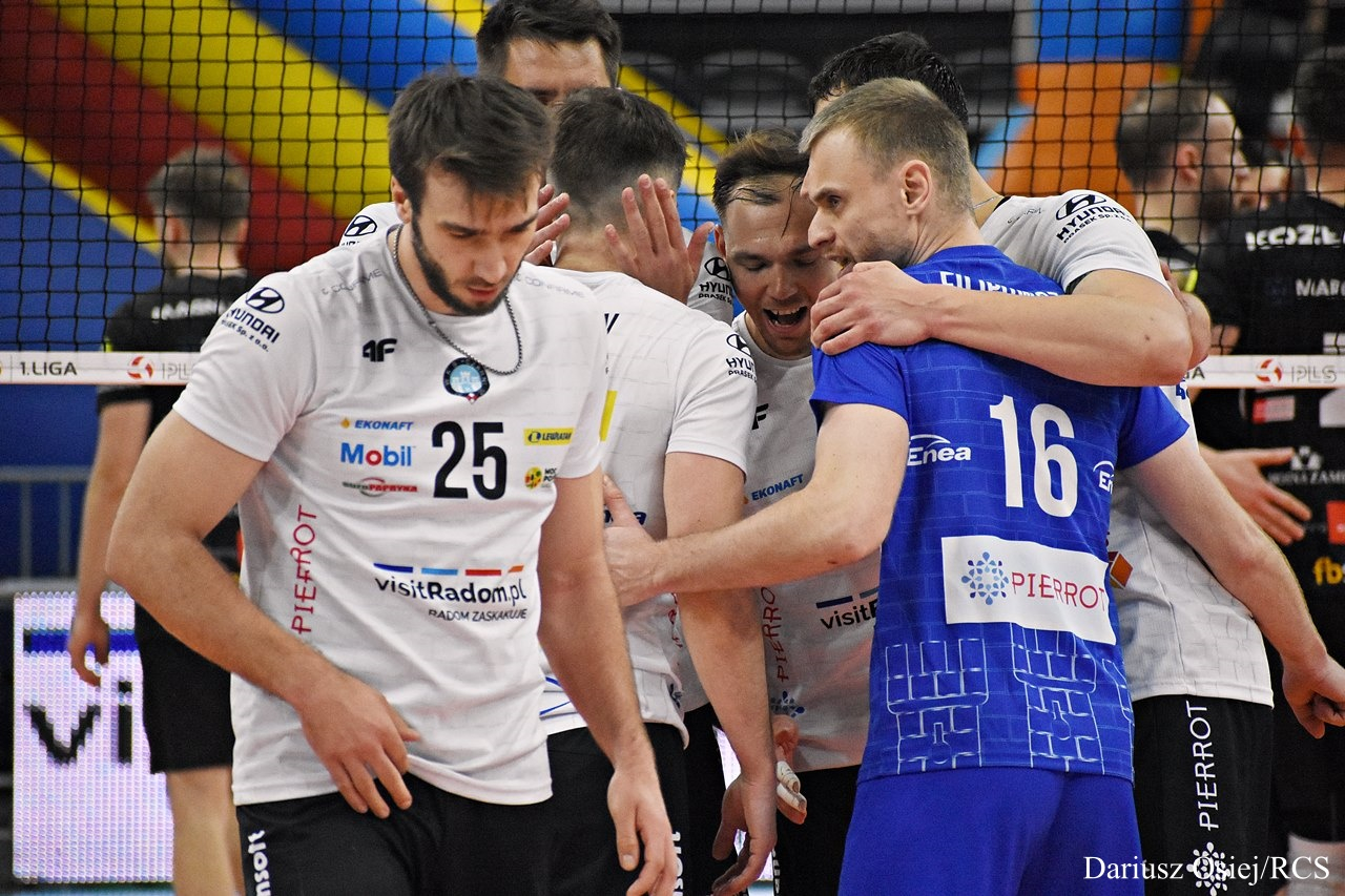 Galeria: Pierrot Czarni Radom-KKS Mickiewicz Kluczbork, zdjęcie 10 z 12