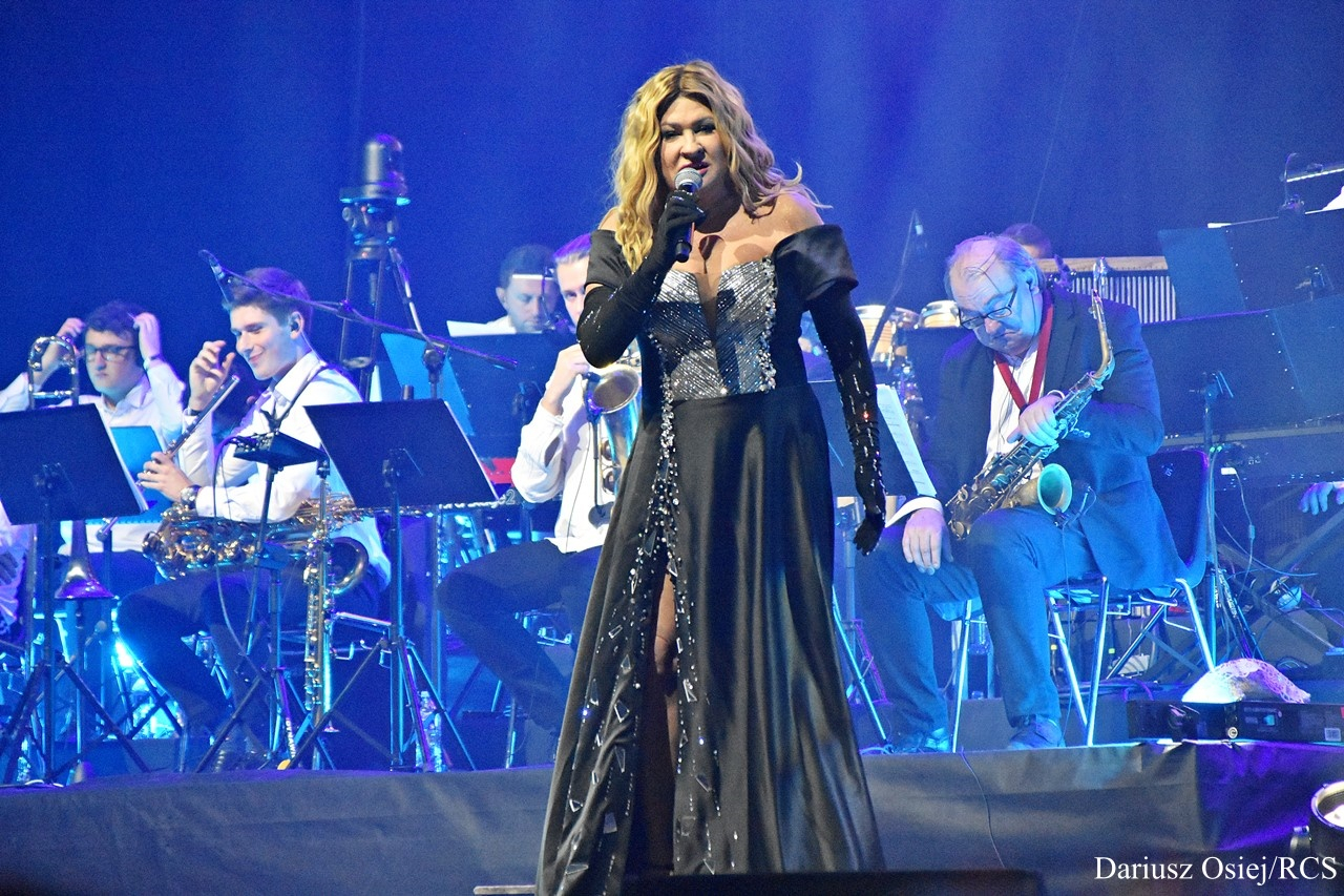 Galeria: Christmas Time Concert, zdjęcie 22 z 34