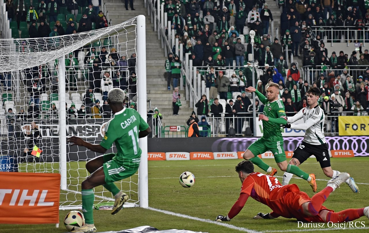 Galeria: PKO BP Ekstraklasa: Radomiak Radom-Legia Warszawa, zdjęcie 12 z 23