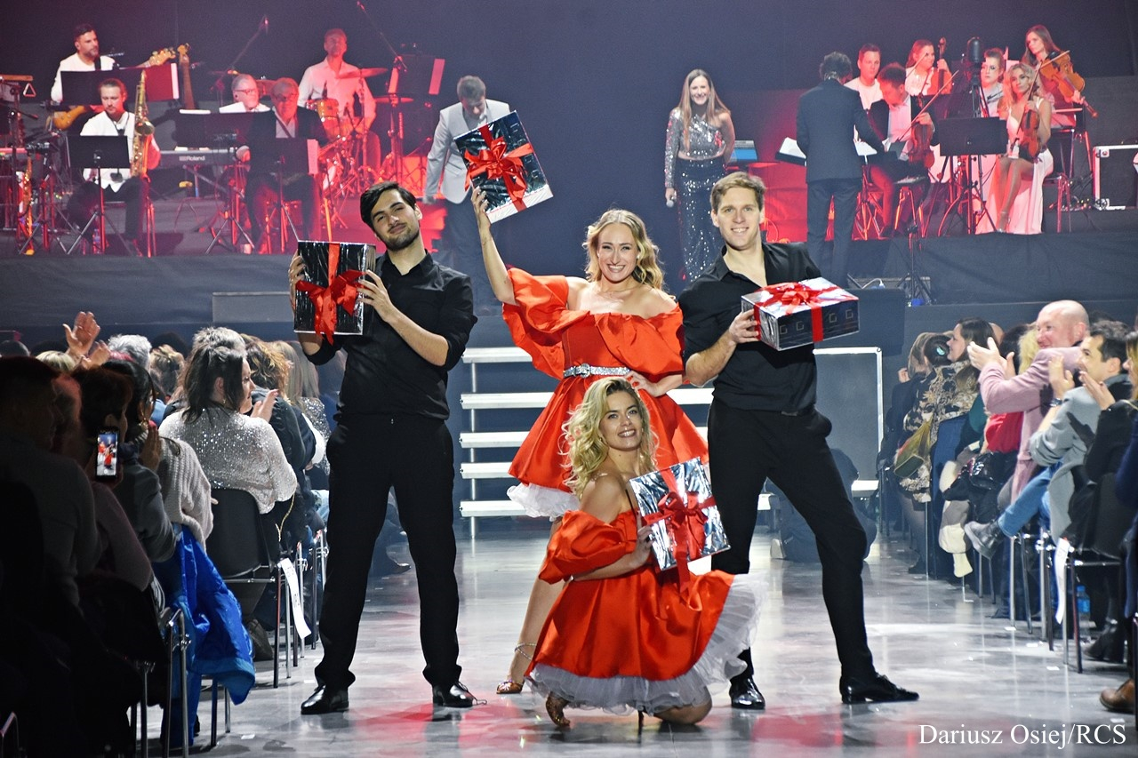 Galeria: Christmas Time Concert, zdjęcie 18 z 34