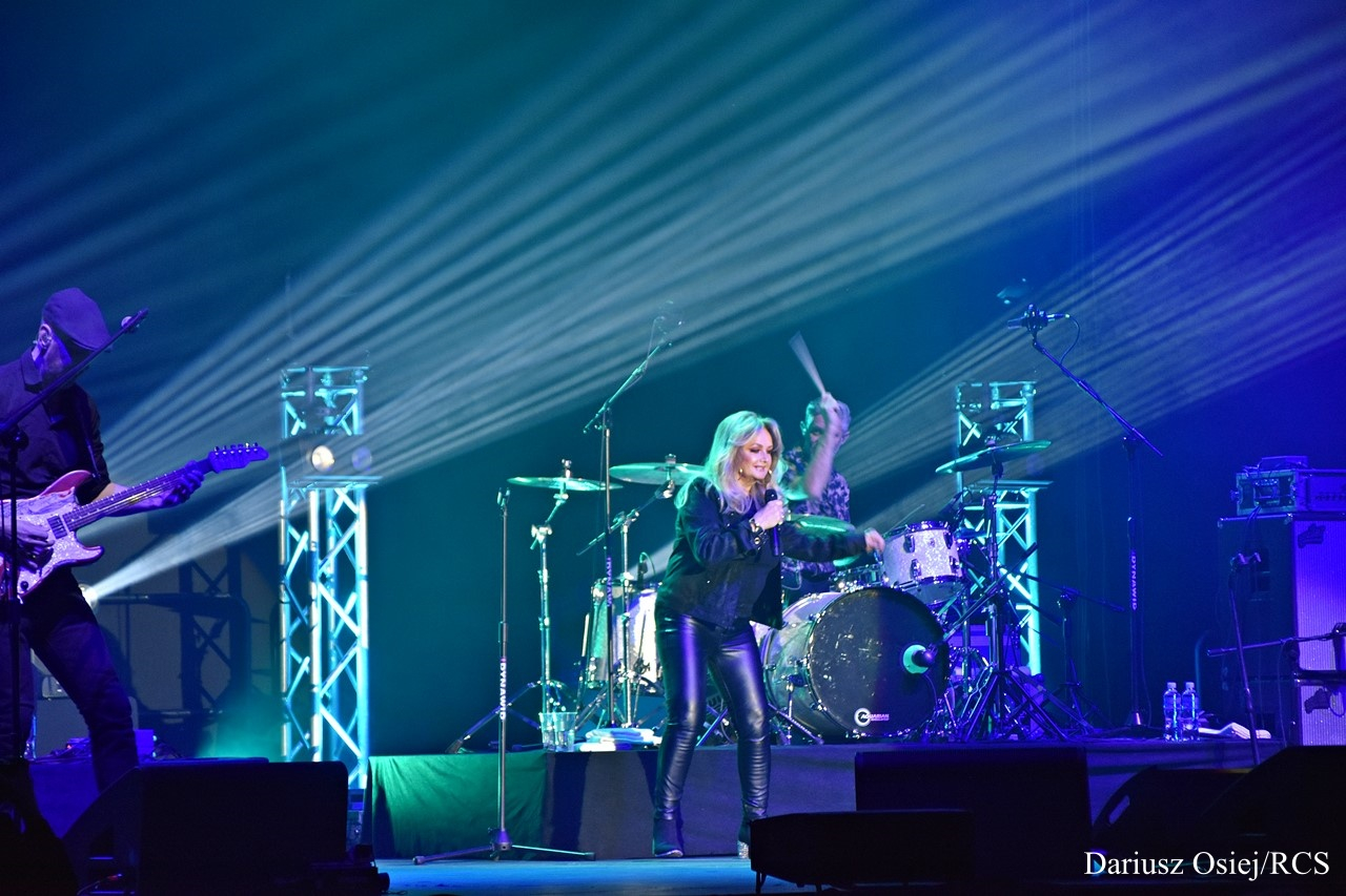 Galeria: Bonnie Tyler - 40 Years "Total Eclipse of the Heart", zdjęcie 10 z 18