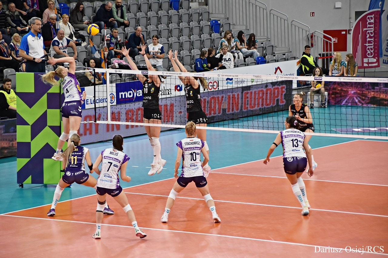 Galeria: MOYA Radomka Radom-Viteos Neuchatel UC, zdjęcie 9 z 15