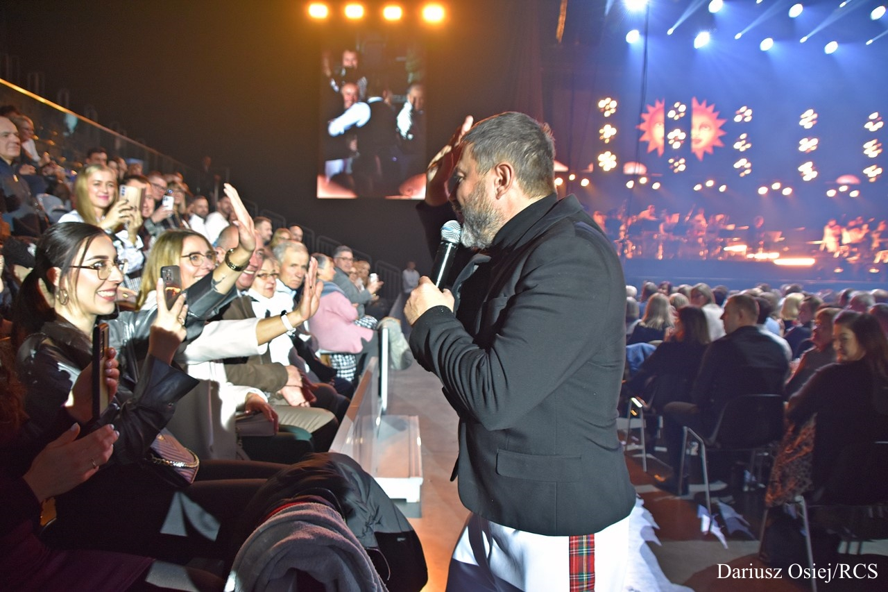 Galeria: Christmas Time Concert, zdjęcie 16 z 34