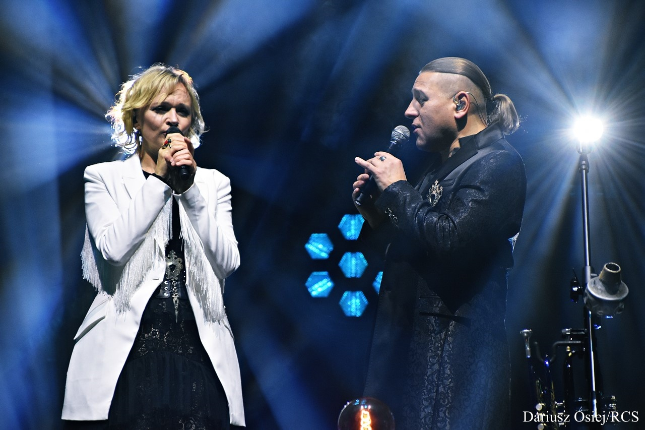 Galeria: Golec uOrkiestra - Koncert kolęd i pastorałek, zdjęcie 16 z 24