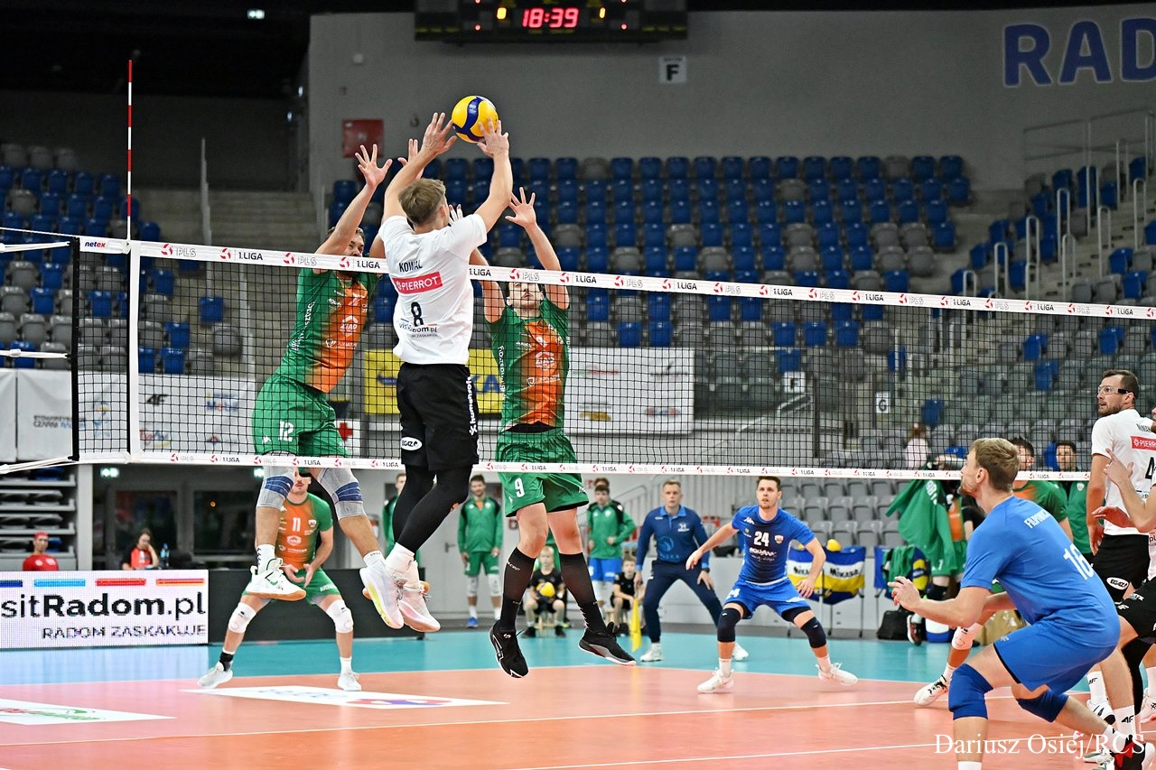 Galeria: PLS 1. Liga: Pierrot Czarni Radom-BBTS Bielsko-Biała, zdjęcie 9 z 16
