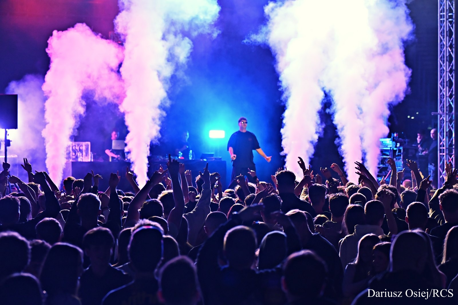 Galeria: Mikołajkowy Rap Festival, zdjęcie 10 z 27