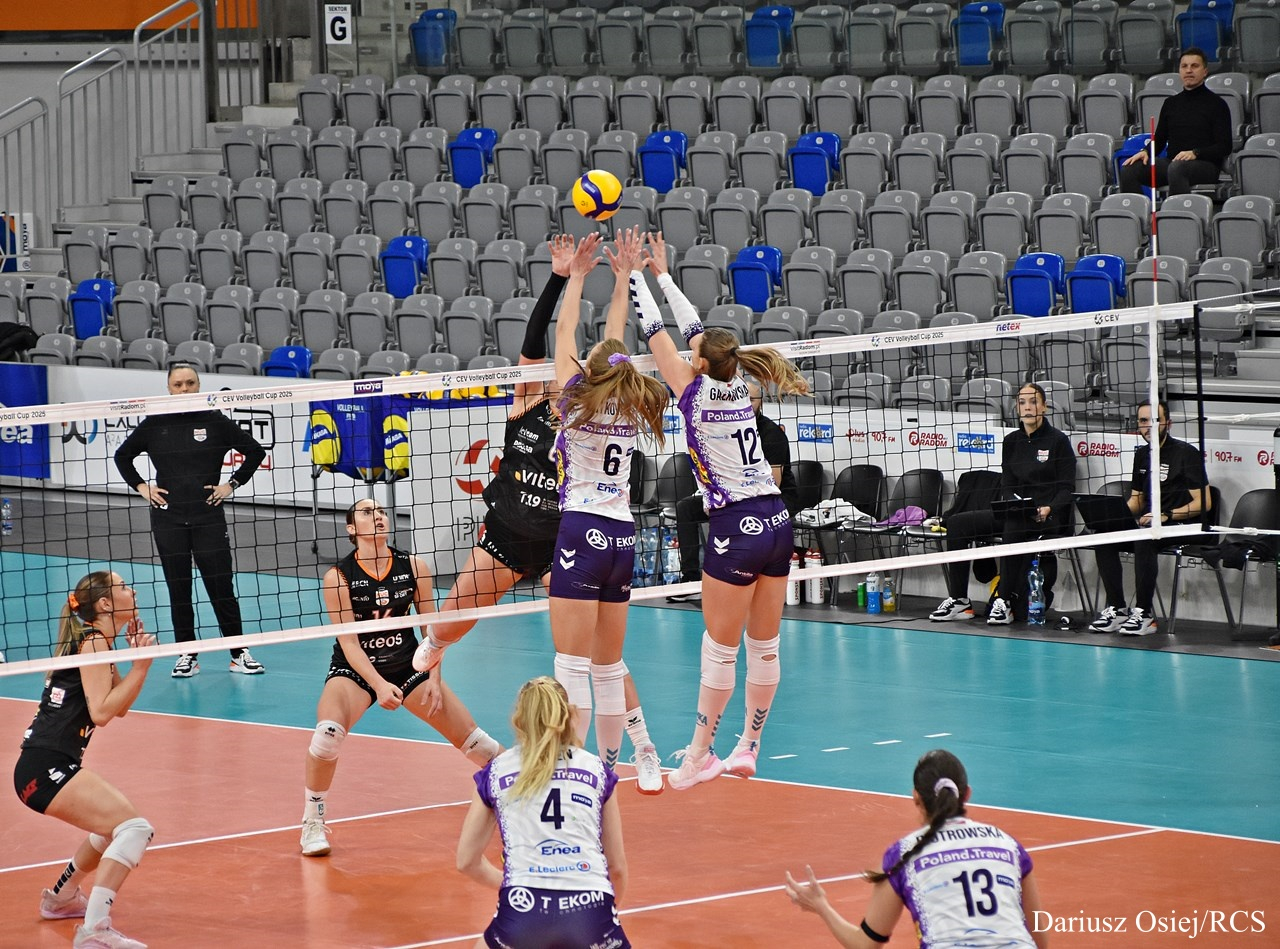 Galeria: MOYA Radomka Radom-Viteos Neuchatel UC, zdjęcie 11 z 15