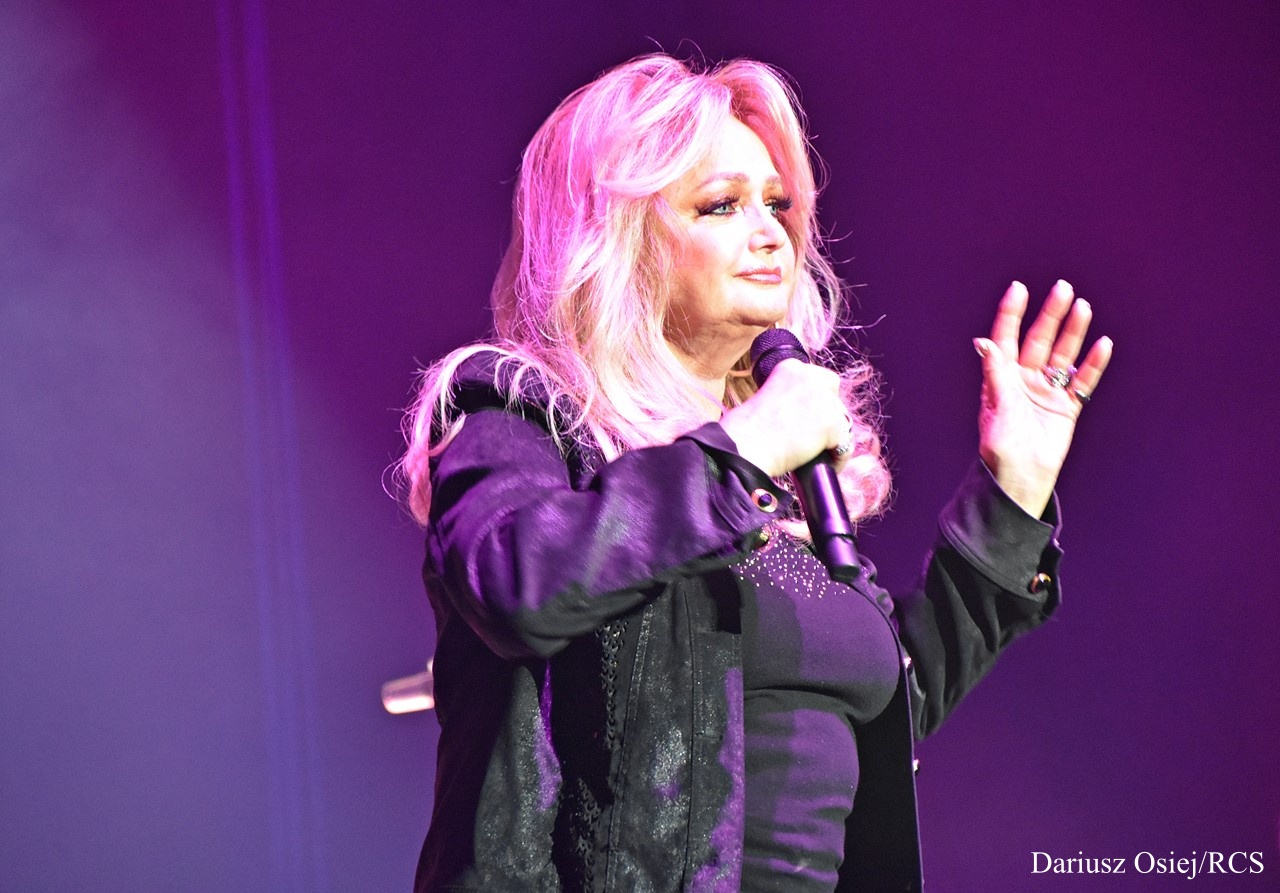 Galeria: Bonnie Tyler - 40 Years "Total Eclipse of the Heart", zdjęcie 12 z 18