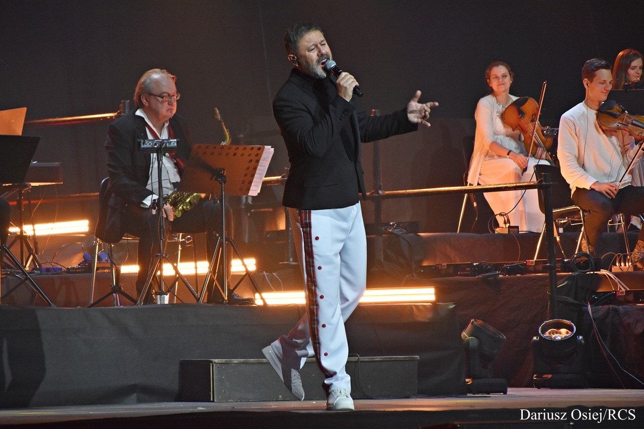 Galeria: Christmas Time Concert, zdjęcie 15 z 34