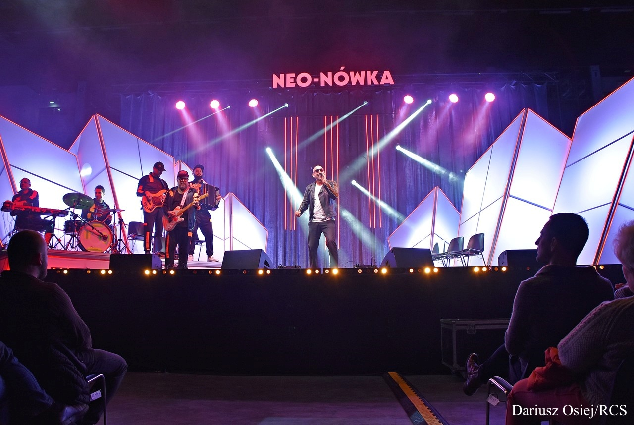 Galeria: Neo-Nówka w programie "Tradycje polskie", zdjęcie 7 z 15
