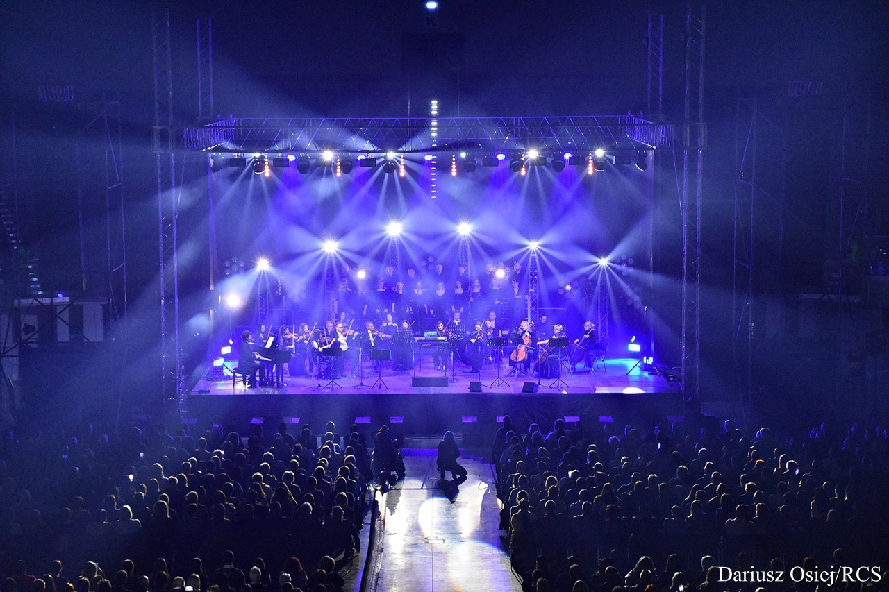 Galeria: Piotr Rubik - koncert pt. "Niech mówią, że to nie jest miłość", zdjęcie 6 z 9