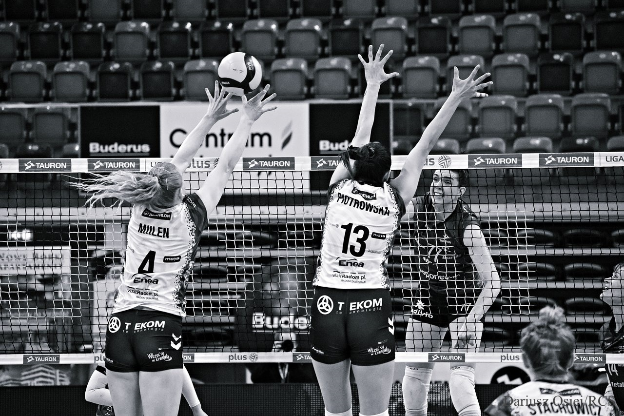 Galeria: MOYA Radomka Radom-Metalkas Pałac Bydgoszcz, zdjęcie 2 z 16