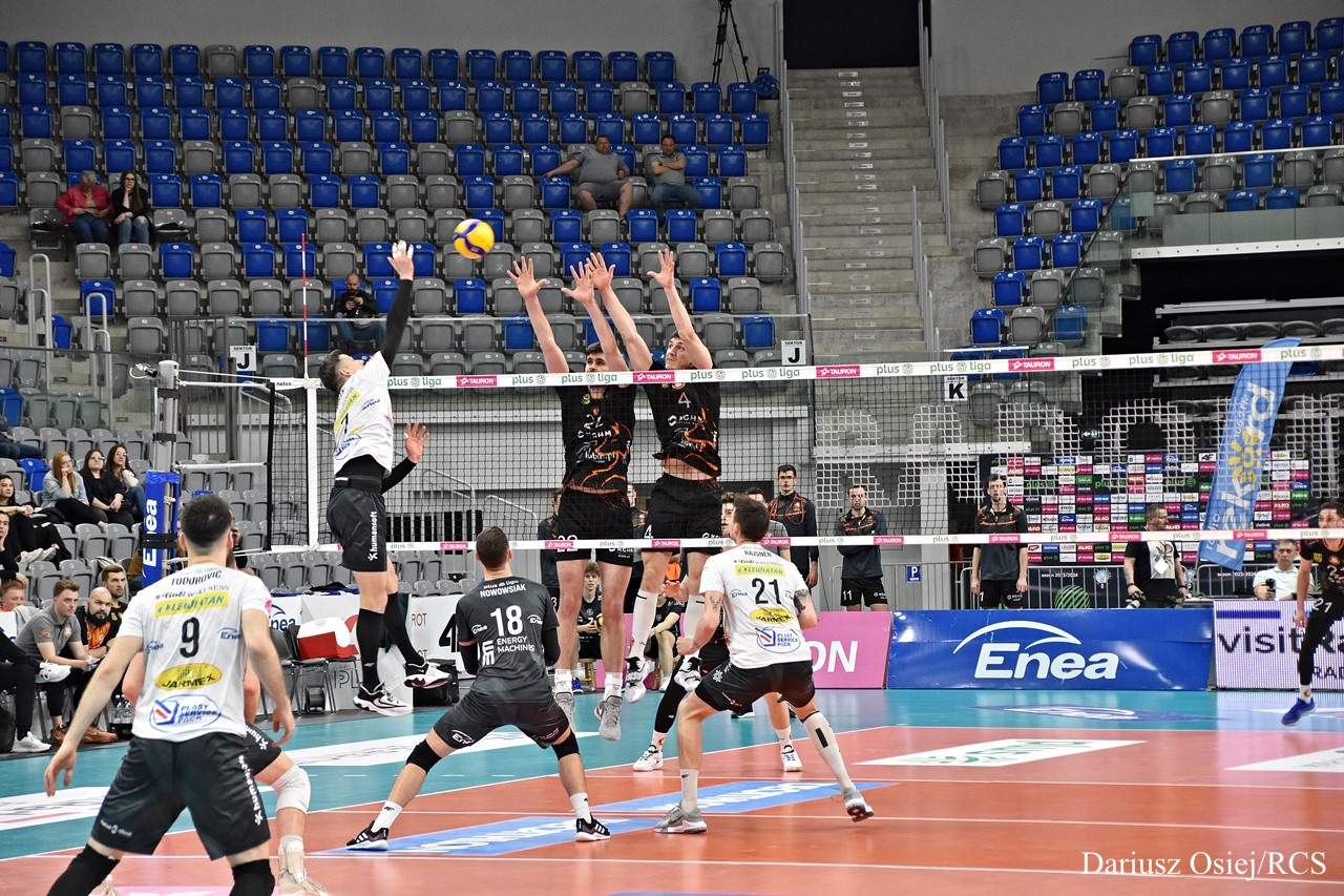 Galeria: PlusLiga: Czarni Radom-Cuprum Lubin, zdjęcie 2 z 15