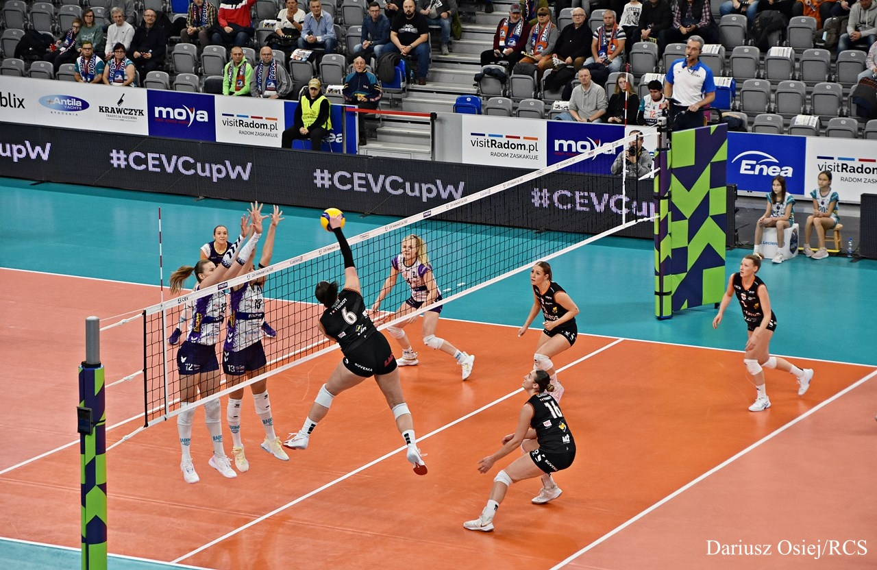 Galeria: MOYA Radomka Radom-Viteos Neuchatel UC, zdjęcie 6 z 15