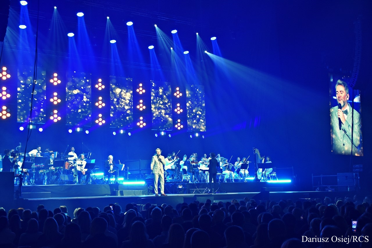 Galeria: Christmas Time Concert, zdjęcie 1 z 34
