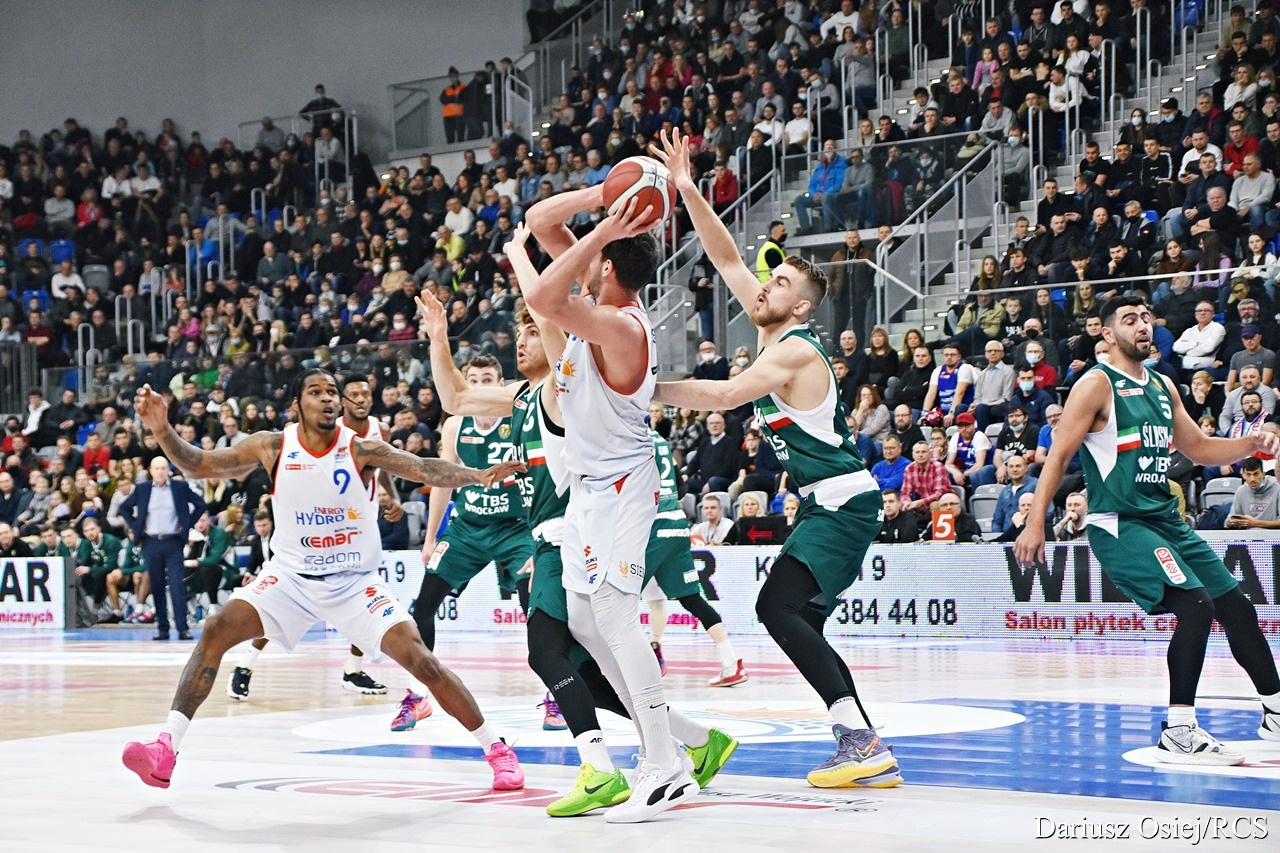 Galeria: Mecz Energa Basket Ligi HydroTruck Radom - WKS Śląsk Wrocław, zdjęcie 17 z 20