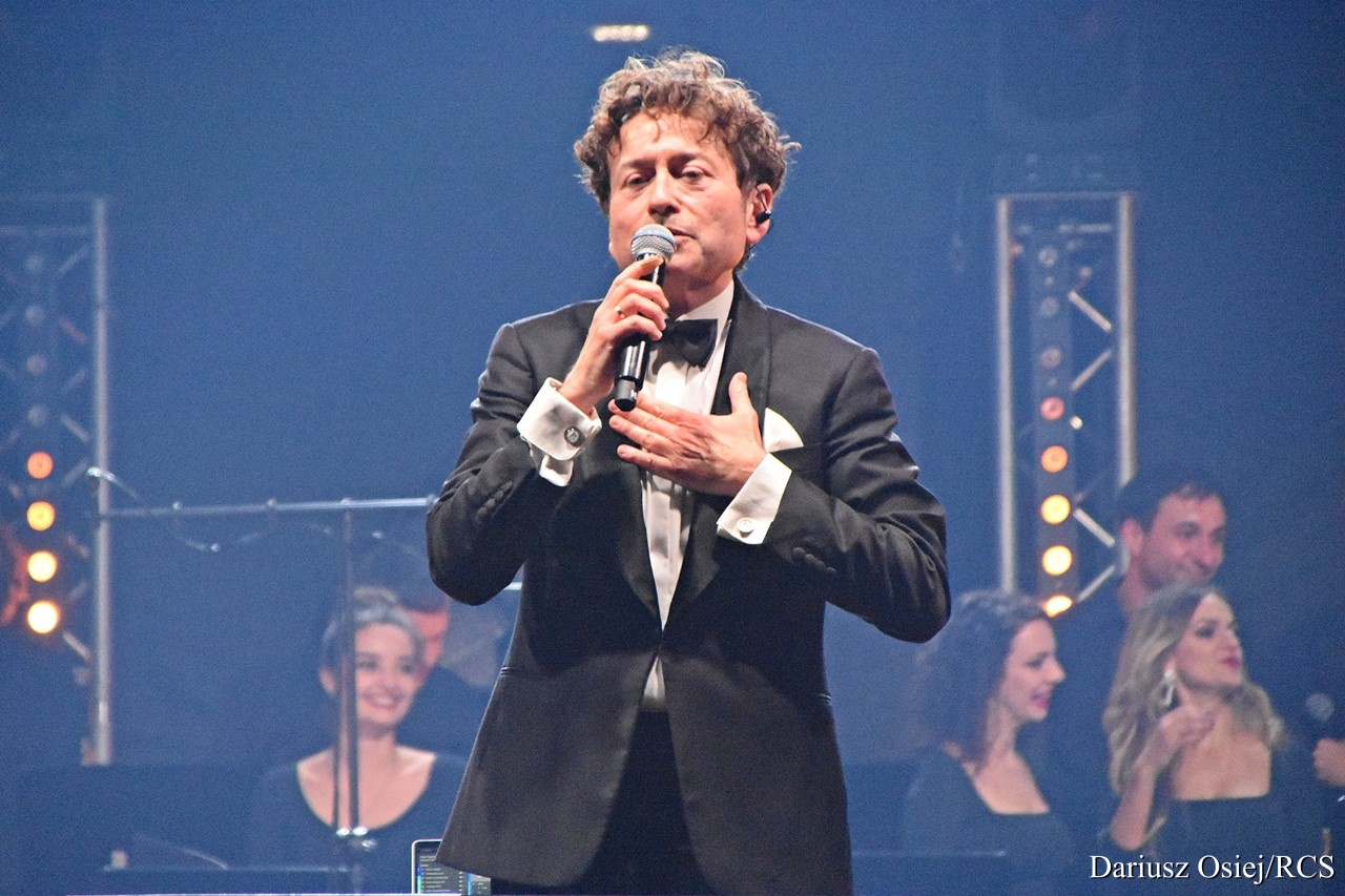 Galeria: Piotr Rubik - koncert pt. "Niech mówią, że to nie jest miłość", zdjęcie 9 z 9