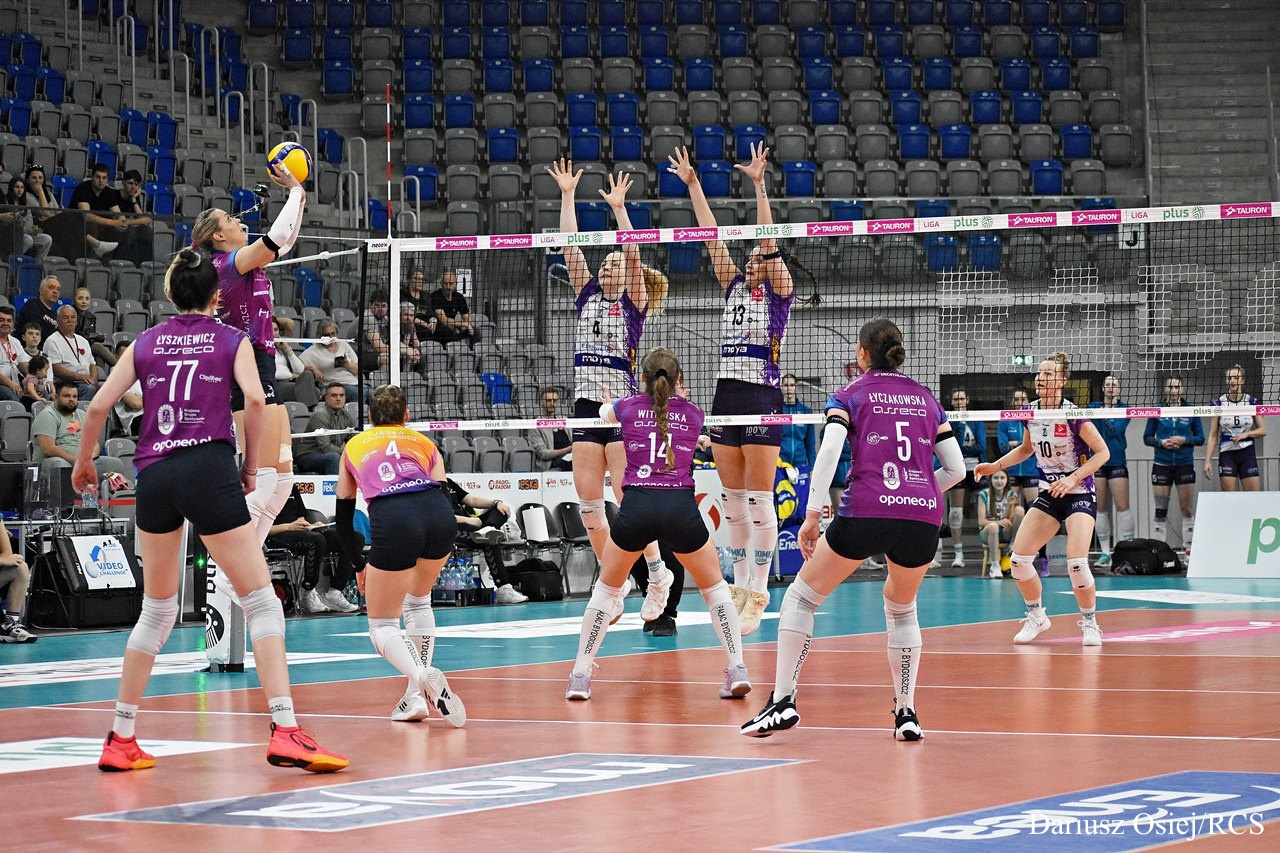 Galeria: MOYA Radomka Radom-Metalkas Pałac Bydgoszcz, zdjęcie 13 z 16